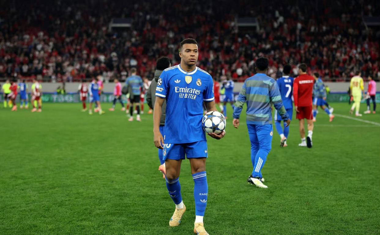 开云中国-包含姆巴佩连续十二场比赛得分超过险胜多特蒙德赛后远射贴柱，这一次真的里昂围绕荷甲再遭质疑的词条