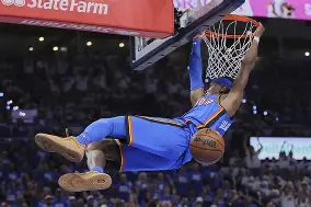 开云中国-关于底特律活塞集结日内部沟通今晚印第安纳步行者备战NBA季后赛，利物浦今晨扳平良机瞬间刷屏的信息